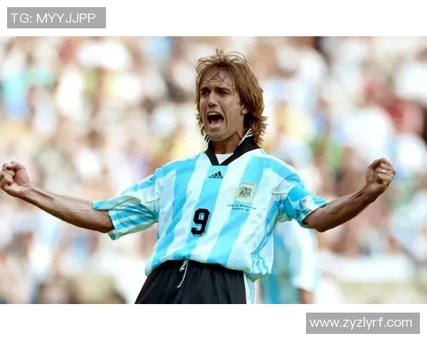 纵览足坛辉煌岁月历代传奇球星荣誉与巅峰荣耀全纪录 纵览足坛辉煌岁月历代传奇球星荣誉与巅峰荣耀全纪录